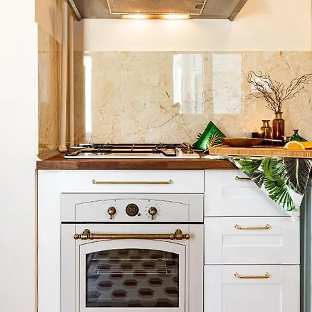 Qult - The Renaissance Affair *