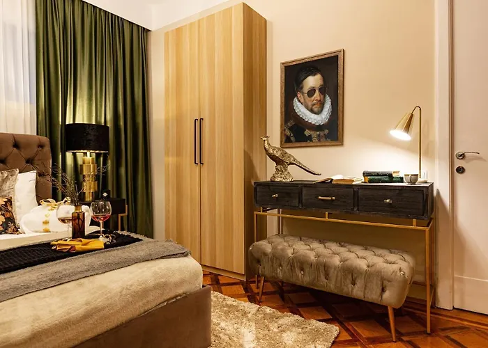 Qult - The Renaissance Affair Апартаменты *